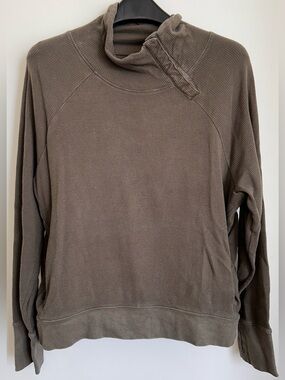 PACT 100% ORGANIC COTTON WAFFLE SHIRT WITH POCKETS